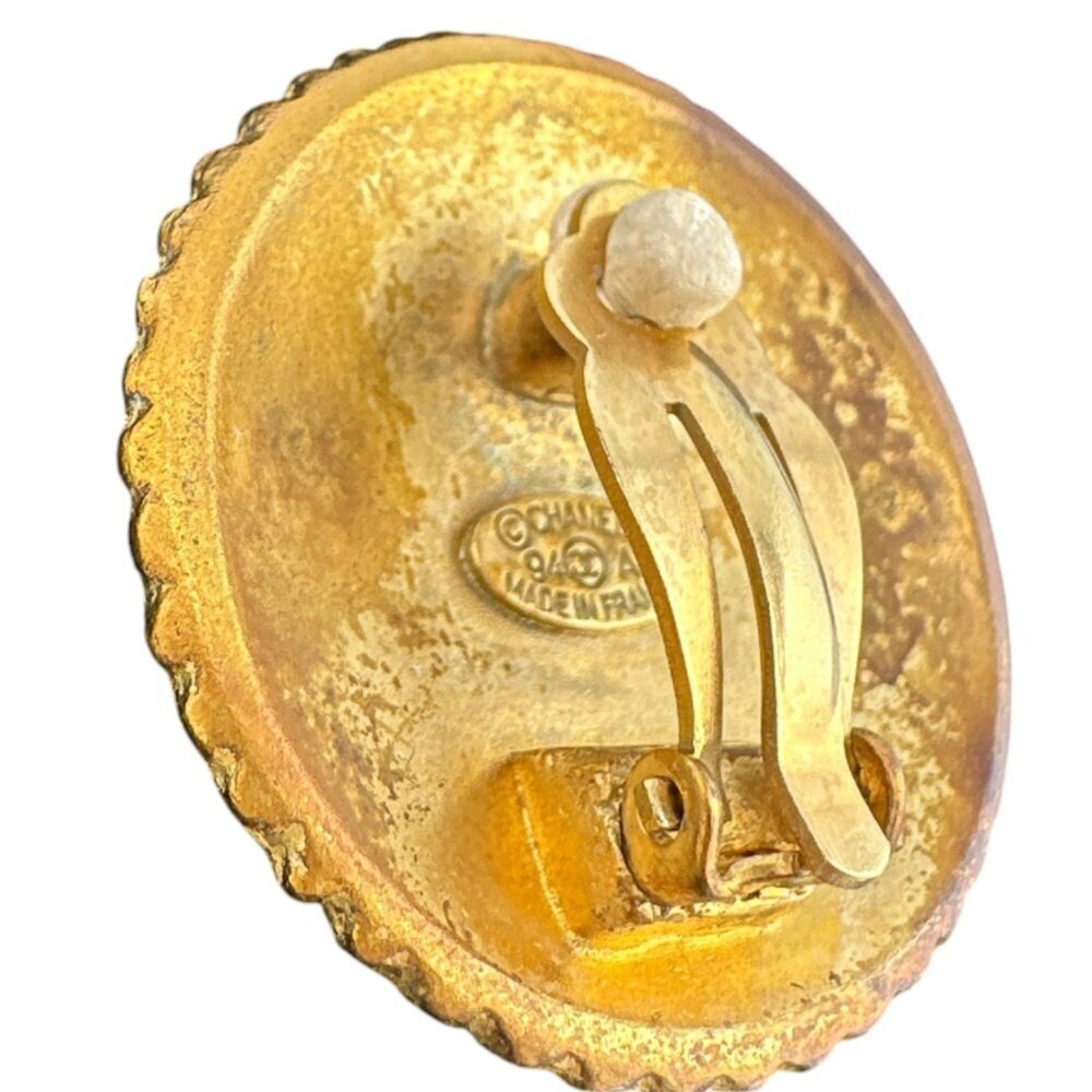 CHANEL Authentic Vintage Gold Earrings - Picture 10 of 11